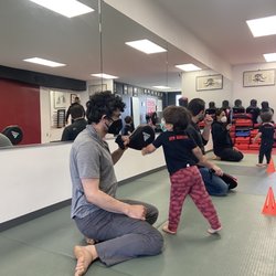 JTR Jujutsu International - Tot-jitsu class