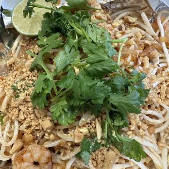 Tealeaf Cafe - Shrimp pad Thai. Yum! - Bubble Tea Near Me - Reno, Nevada