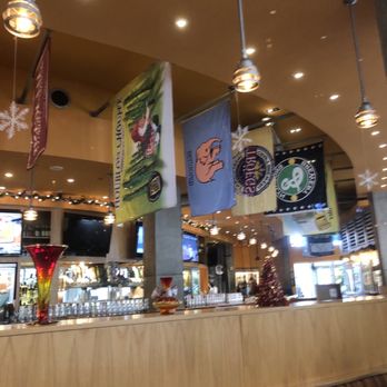 Fire Works Pizza - Inside - Pizza Near Me - Arlington, Virginia