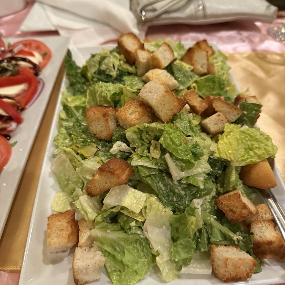 Bistro 1051 - Italian Near Me - Clark, New Jersey