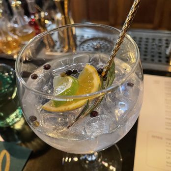 Town and Ranch - Gin and tonic, with citrus - Shopping Near Me - Albuquerque, New Mexico