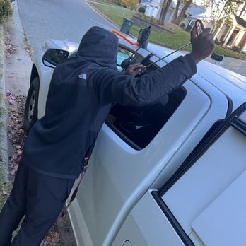 RayRay’s Lockout 24/7 - Keys & Locksmiths Near Me RayRay’s Lockout 24/7 - Keys & Locksmiths Near Me