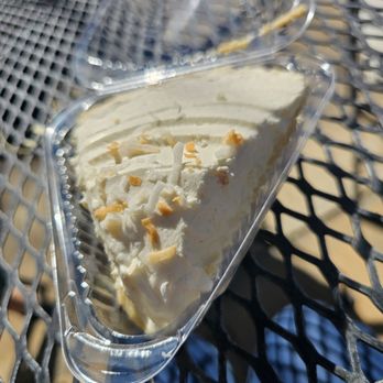 Pie Box - Coconut cream pie - Desserts Near Me - Black Canyon City, Arizona Pie Box - Coconut cream pie - Desserts Near Me - Black Canyon City, Arizona