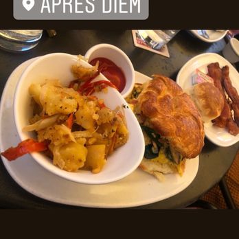 Apres Diem - Lobster Scramble Sandwich with herb & onion potatoes and Bacon - Bars Near Me - Atlanta, Georgia