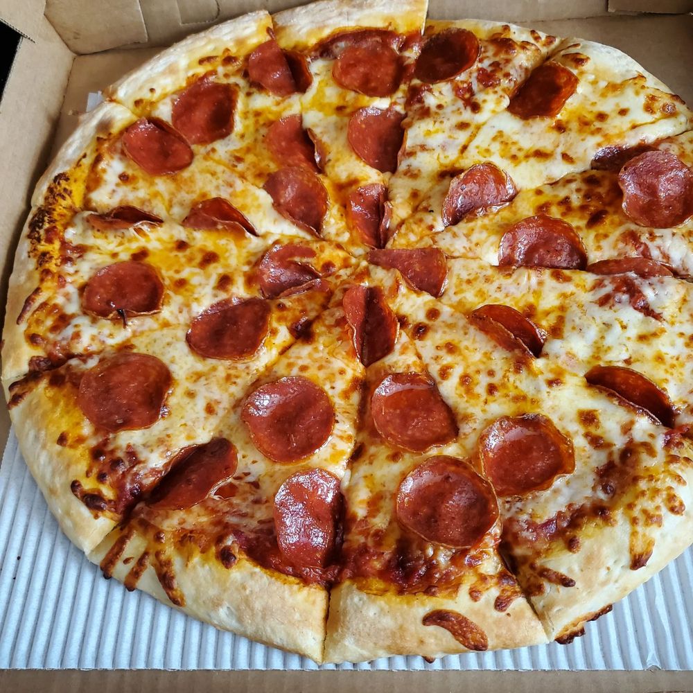 Casey's - Pepperoni pizza - Pizza Near Me - Villa Park, Illinois Casey's - Pepperoni pizza - Pizza Near Me - Villa Park, Illinois
