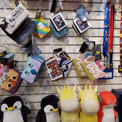 Pop Cult - Merchandise