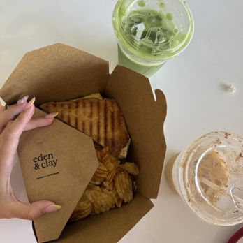 Eden & Clay - Sandwich served with chips - Coffee & Tea Near Me - Upland, California