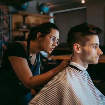 Arrow - Men's Hair Salons Near Me - Durham, North Carolina