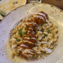 Buffalo Chicken Mac and Cheese Buffalo Chicken Mac and Cheese