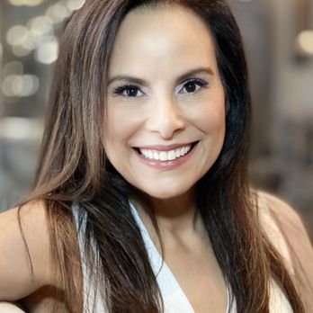Inner Compass Coach - Meet Rosalinde Rosado, CMC, CCTC, CPRW, an Inner Compass Licensed Coach trained in the Inner Compass Process. - Career Counseling Near Me