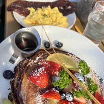 Kitchen Story - Lemon Ricotta Pancake Meal - Breakfast & Brunch Near Me - Oakland, California