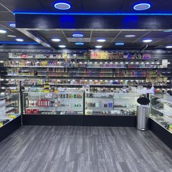 Cloud 9 Smoke Shop