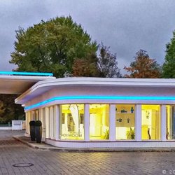 e-Mobility-Station - eStation (11/2016)