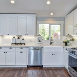 ABS Cabinets - WHITE SHAKER