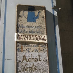 Le p'tit Grenier de la Plaine - détail brocante la plaine