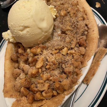 Daily Grill - Apple crumble topping was better than the apple - American Near Me - Palm Desert, California Daily Grill - Apple crumble topping was better than the apple - American Near Me - Palm Desert, California