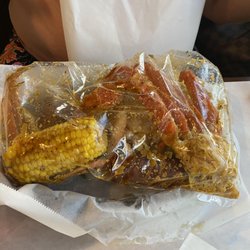 J3 Cajun Seafood - Crab legs