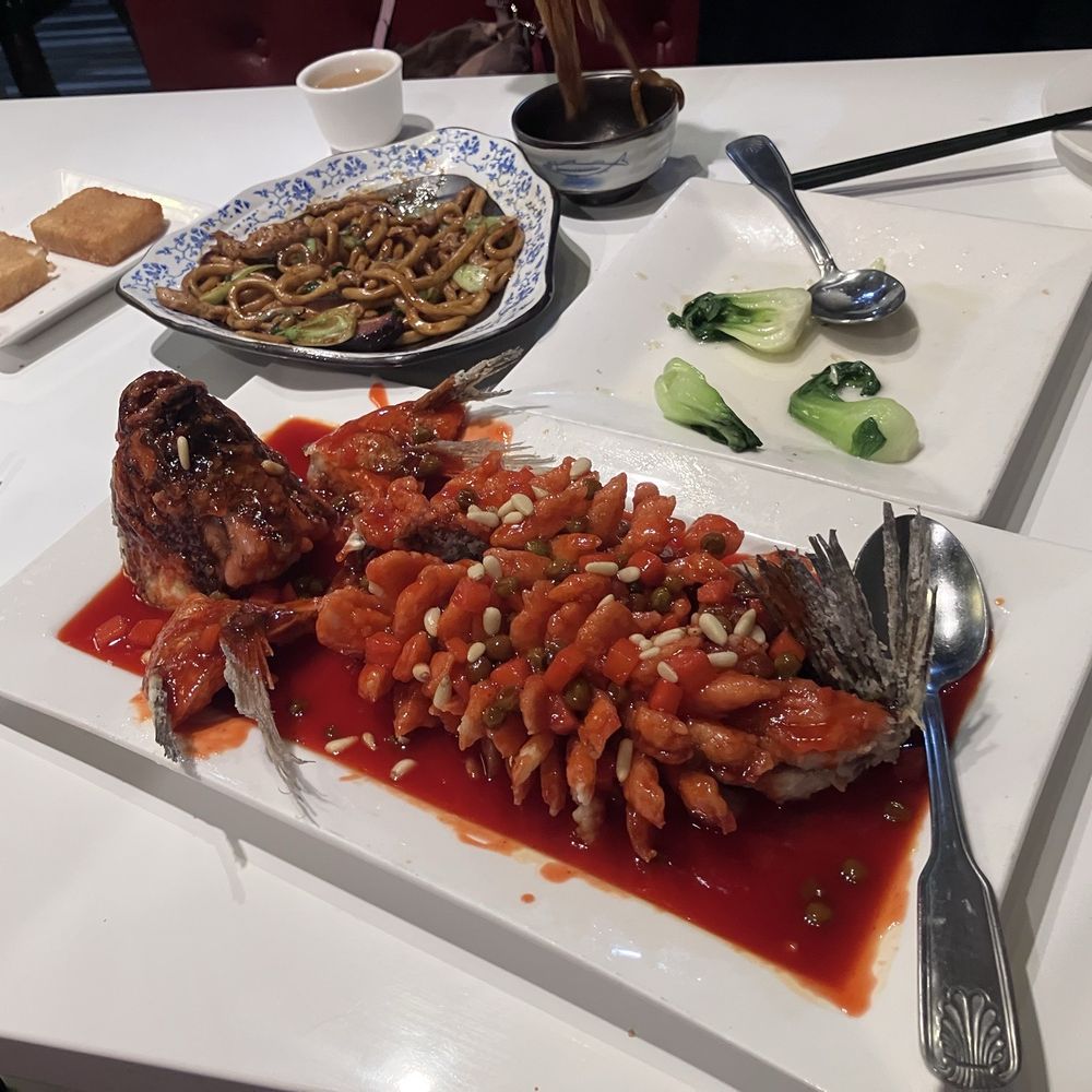Shanghai Bun Dynasty - Squirrel Fish - Shanghainese Near Me - Cupertino, California