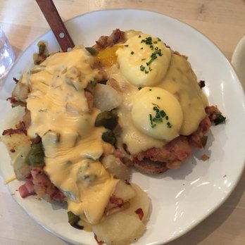Cafe Seventy Two - Corned beef hash with loaded home fries - Breakfast & Brunch Near Me - Ewing, New Jersey