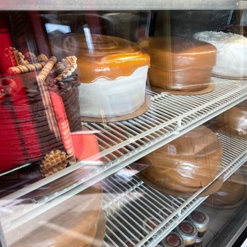 Brown Sugar Bakery - Cakes - Bakeries Near Me - Chicago, Illinois