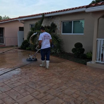 Bello Pressure Cleaning - Pressure washing driveway - Pressure Washers Near Me - Miami Gardens, Florida Bello Pressure Cleaning - Pressure washing driveway - Pressure Washers Near Me - Miami Gardens, Florida