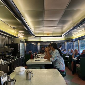 Dean's Diner - Diners Near Me - Blairsville, Pennsylvania