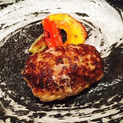 鉄板焼き あおやま by null