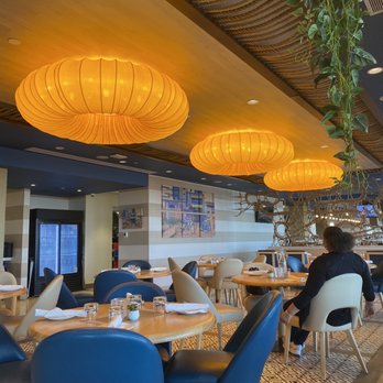 Mahi's - Inside - Seafood Near Me - Virginia Beach, Virginia Mahi's - Inside - Seafood Near Me - Virginia Beach, Virginia