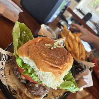 Aloha Keiki Provisions Cafe - kiki Kamuela burger & Fo Real Fries! - Burgers Near Me - Waimea, Hawaii Aloha Keiki Provisions Cafe - kiki Kamuela burger & Fo Real Fries! - Burgers Near Me - Waimea, Hawaii