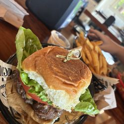 Aloha Keiki Provisions Cafe