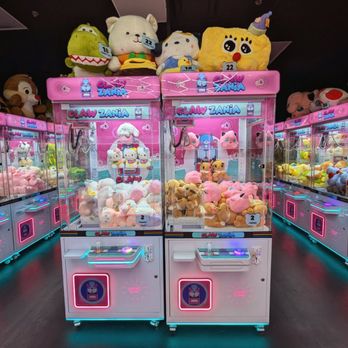 ClawZania - Interior - Arcades Near Me - Austin, Texas