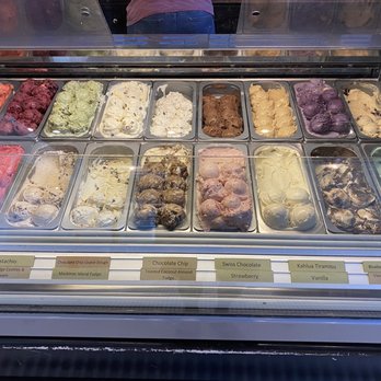 Honeymoon Bakery - Gelato - Desserts Near Me - Rome, Georgia