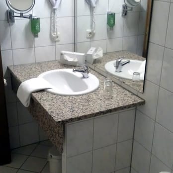 Best Western - Bad im Zimmer 141 - Hotels Near Me - Mainz, RP
