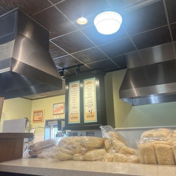 Potbelly - Sandwiches Near Me - Lake Bluff, Illinois