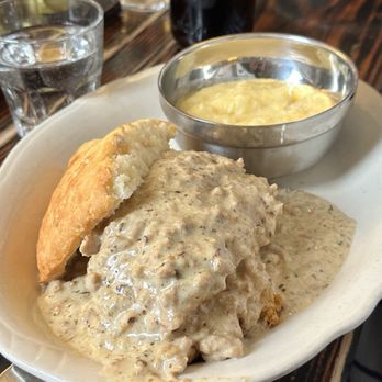 Jacob's Pickles - Mushroom Gravy Chicken - Comfort Food Near Me - New York, New York