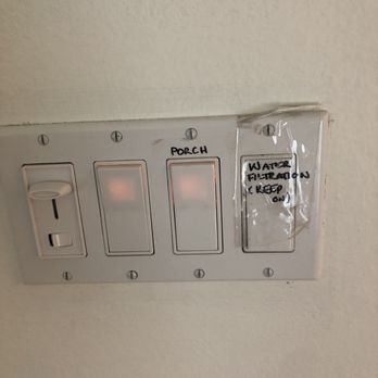 Rent Siesta Key - One of many light switches that was taped and inoperable - Vacation Rentals Near Me - Siesta Key, Florida Rent Siesta Key - One of many light switches that was taped and inoperable - Vacation Rentals Near Me - Siesta Key, Florida