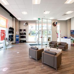 CAA - CAA Ottawa store