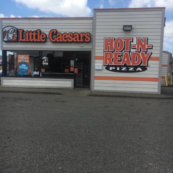 Little Caesars Pizza - the front of the restaurant - Pizza Near Me - Mount Vernon, Ohio Little Caesars Pizza - the front of the restaurant - Pizza Near Me - Mount Vernon, Ohio