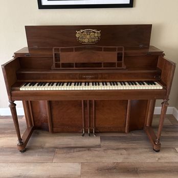 Tom's Piano Moving - Piano Services Near Me - Concord, California Tom's Piano Moving - Piano Services Near Me - Concord, California