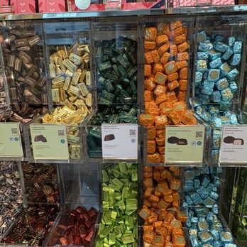 Venchi - Chocolates - Gelato Near Me - White Plains, New York Venchi - Chocolates - Gelato Near Me - White Plains, New York