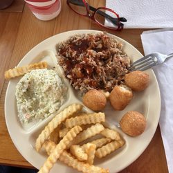 Hannah's Bar-B-Q - The Best in Western North Carolina!!