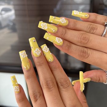 Infinite Nails & Spa - Nail Salons Near Me - Houston, Texas
