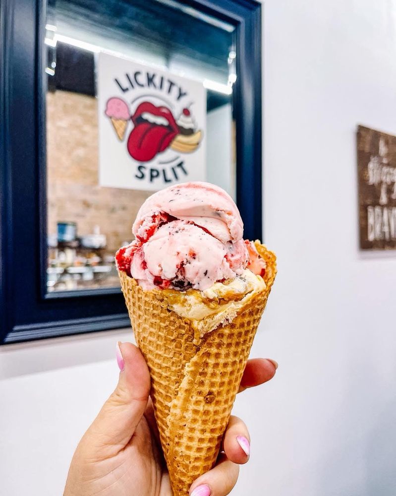 Lickity Split Sweet Stop Logo