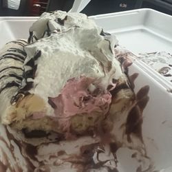 Driftwood Diner - Pooh bun split