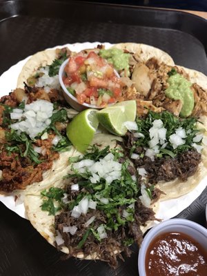 Taqueria No SE Hagan Bolas by null