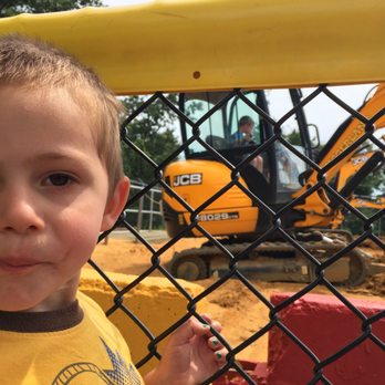 Diggerland USA - Amusement Parks Near Me - West Berlin, New Jersey