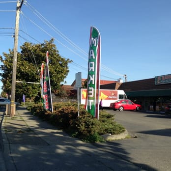 Mercadito El Batan - a view of a street corner - Grocery Near Me - Hayward, California Mercadito El Batan - a view of a street corner - Grocery Near Me - Hayward, California