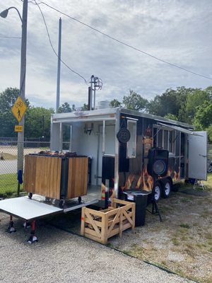 CORDOVA PIT STOP FOOD TRUCK PARK - Updated June 2026 - 11 Photos - 8555 ...