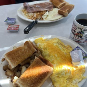 Cruisers Diner - Diners Near Me - Seaman, Ohio Cruisers Diner - Diners Near Me - Seaman, Ohio