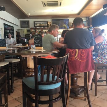 The Lighthouse - Sports bar meets island bar atmosphere. American music playing, Americanized bar menu. - Bars Near Me - Lagos, 08
